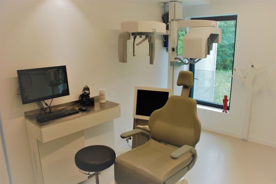 The private clinic has advanced diagnostic equipment